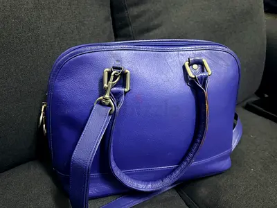 Purple leather shoulder bag - medium size, good condition