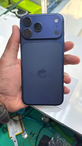 Iphone 17 pro 512gb. Used