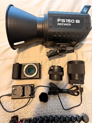 4.4K aed for everything in the photos