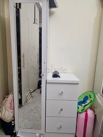 Wardrabe  and dresser