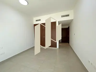 P-2559 Building | With Balcony | Vacant