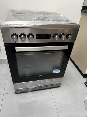 Beko 4x4 Cooking Range Ceramic top