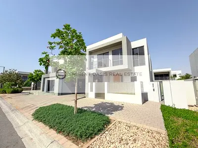 High End Turn key | Genuine Resale | Large Plot |