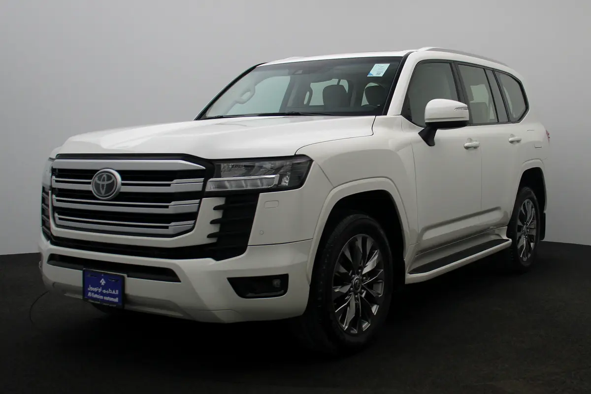 Toyota Land Cruiser 2022 — photo 1 of 20