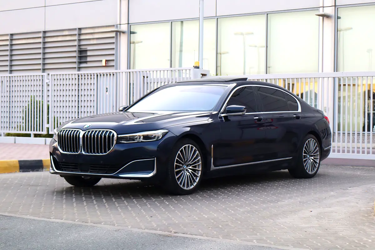 BMW 7-Series 2020 — photo 1 of 19