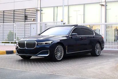 BMW 7-Series 740Li 2020 GCC Specs - Luxury & Performance - Original Paint