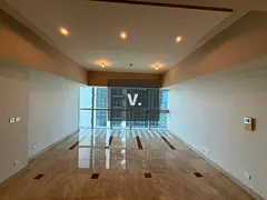 Large Layout|Close to One Central | 4-6 Cheques