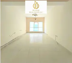 BUILT IN CABNIT ! CLOSE TO SHARA ! WIDE BOLCONY!