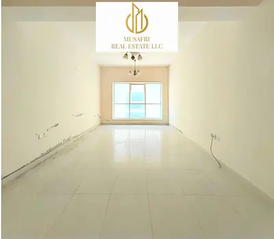 BUILT IN CABNIT ! CLOSE TO SHARA ! WIDE BOLCONY!