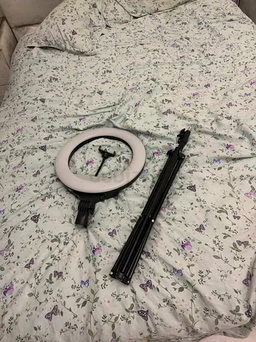 Ring light