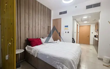 Near to super market | Near exit | Ready to move