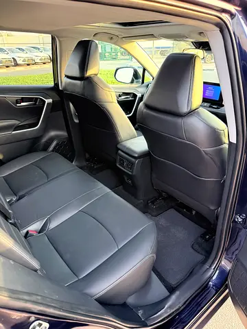 صورة 12 لـ 2025 Toyota RAV 4