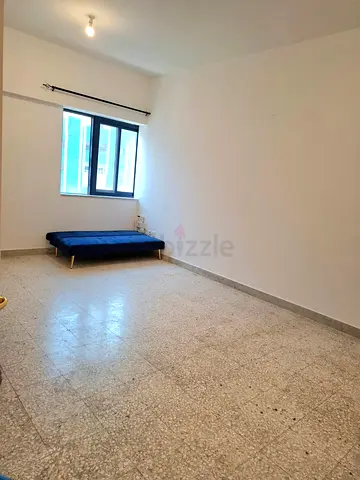Room available for couple for executive ladies