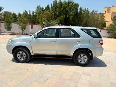 2009 Toyota FORTUNER — фото 6