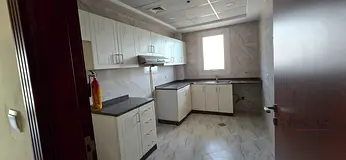 Big Layout | Mid Floor | Closed kitchen