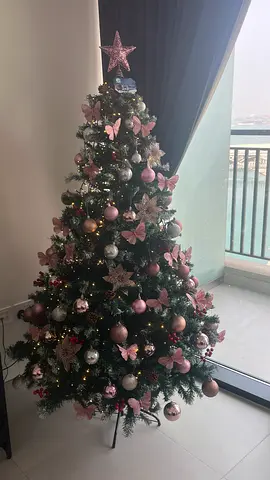 Pre-decorated 6ft Artificial Christmas Tree with Pink  Silver Ornaments
