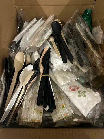Giving Away Bulk pack of disposable plastic cutlery (spoons, forks, knives, chopsticks) - new