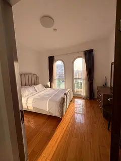 Private room with balcony available in JVC
