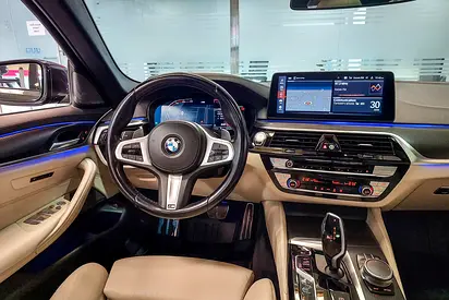 صورة مصغرة 10 لـ 2022 BMW 5-SERIES