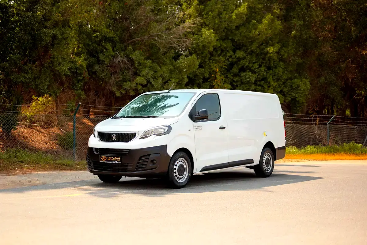Peugeot Expert 2022 — photo 1 of 14