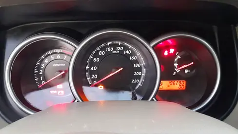 صورة مصغرة 18 لـ 2012 Nissan TIIDA