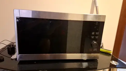 Stainless Steel Countertop Microwave Oven - Good Working Condition