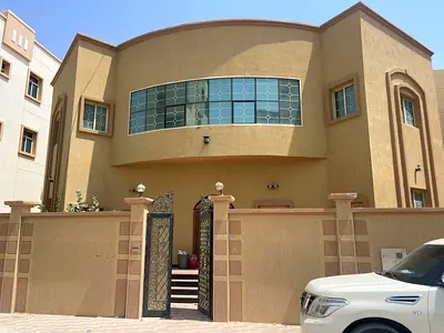 Spacious villa for rent in Ajman – Al Rawda 1 | 5 master bedrooms | Prime location close to all ser