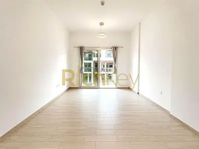 Fitted Kitchen | Low Floor | Vacant and Ready
