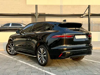صورة 5 لـ 2024 Jaguar F-PACE