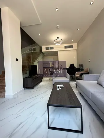 1BR Townhouse | Fully Furnished | Multiple Cheque