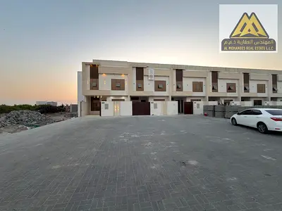 تملك حر وبدون رسوم تسجيل وتصديق تاون هاوس فاخر مساحه كبيره بمنطقة الحليو2 بجوار جميع الخدمات والطرق الرئيسيه
