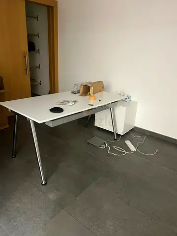 White modern office desk with metal legs - good condition