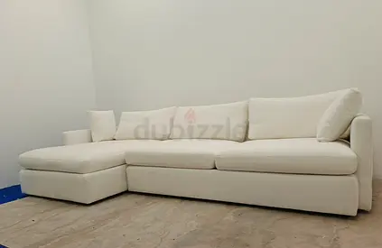 4_ Seater Crate and Barrel Lounge Deep White color lshape sofa