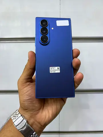 Samsung Z Fold 7 16/1TB Dual 95% Fresh