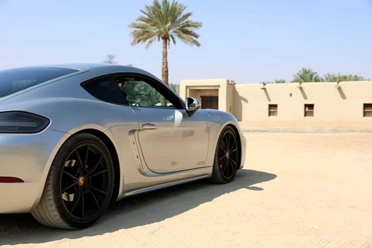 Porsche 718 2019 — photo 1 of 11