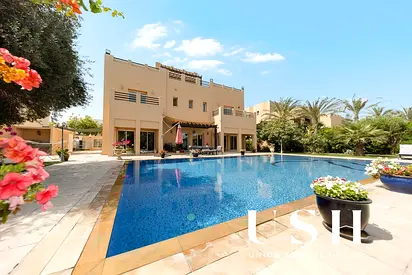 Prestigious Hattan Avenue 6BR Villa |Pool Serenity