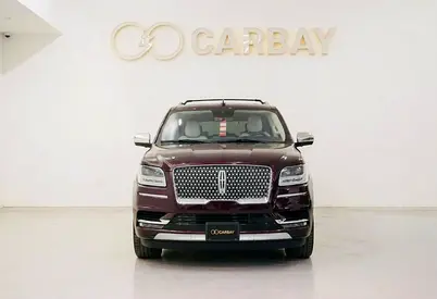 صورة 2 لـ 2019 Lincoln NAVIGATOR