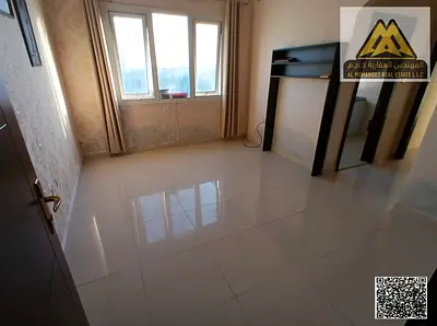 Balcony | Central air conditioning | Built-in wardrobes | Close to all services