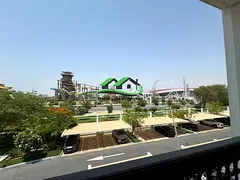 Yas Wtaer World View Corner Unit Ready To Move