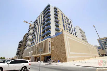 Elegant 2 Bedroom | Modern Amenities |