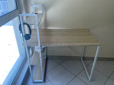 Office desk - Study table