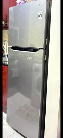 LG Silver Frost Top Freezer Refrigerator - Good Condition