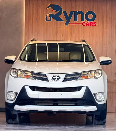 Toyota RAV4 VXR 2015 GCC Spec - Pristine Condition