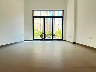 شقة جديدة كلياً بغرفة نوم واحدة للإيجار في الممشى |