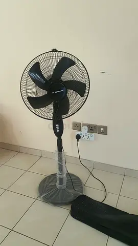 Black Oscillating Standing Pedestal Fan - Good Working Condition (Olsenmark)