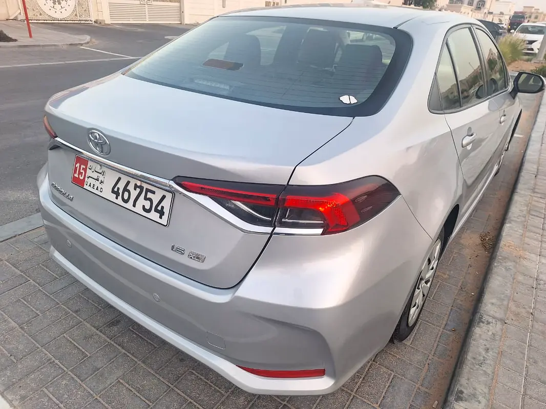 Toyota Corolla 2020 — photo 1 of 13