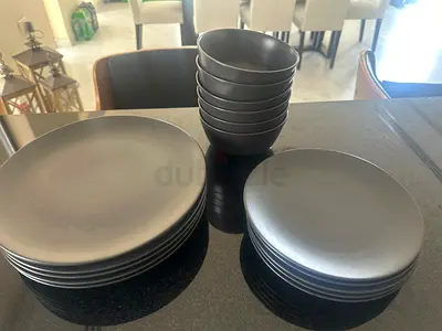 Matte black Grey Dinnerware Set - 17 Pieces (6 Plates,5 small, 6 Bowls)