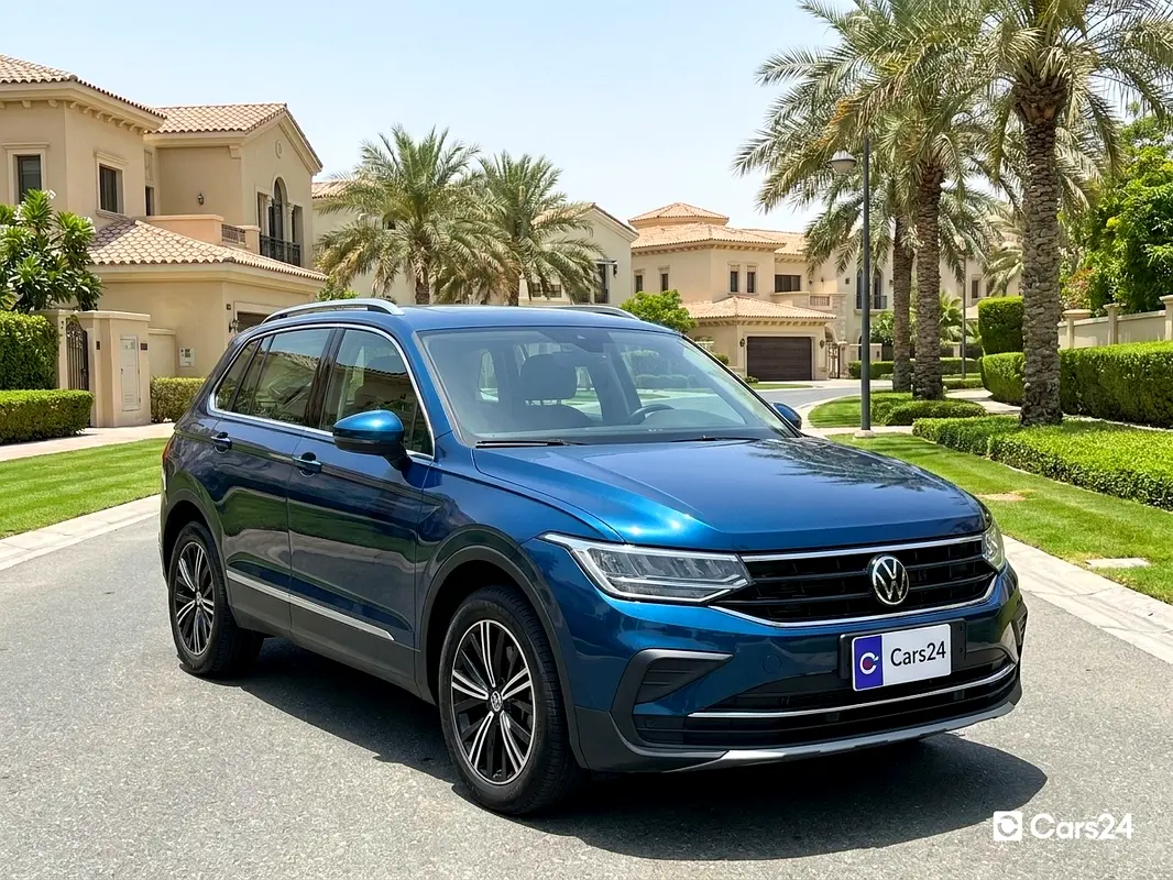 Volkswagen Tiguan 2022 — photo 1 of 13