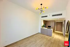 MAIDS ROOM | 12 CHEQUES | SKYLINE VIEW