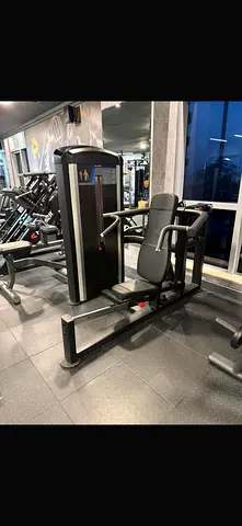 Commercial Chest Press / Shoulder press - Good Condition